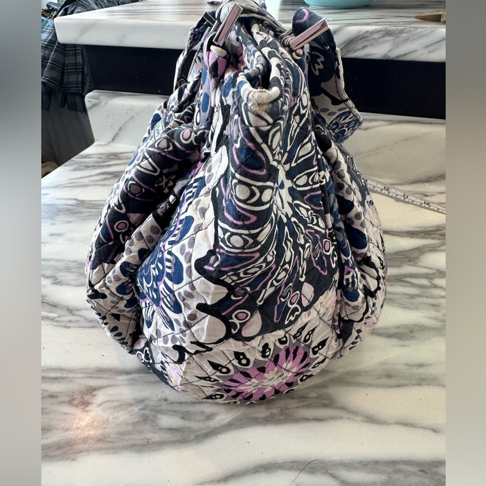 Vera Bradley Retired Mimosa Medallion Purse - Picture 10 of 16